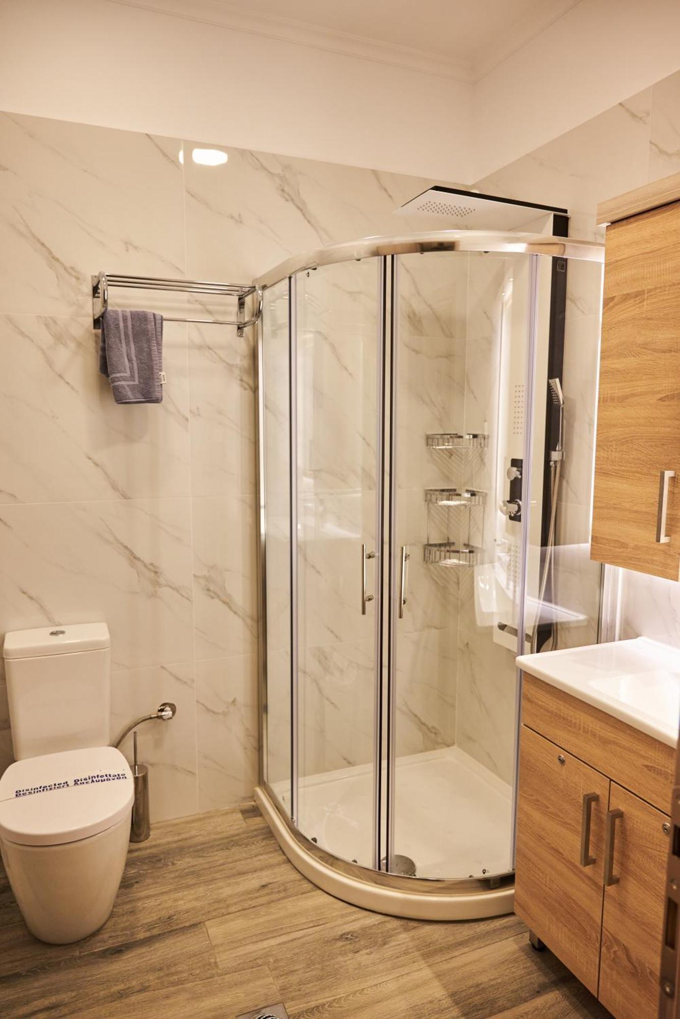 Famissi Suites 2 Kalampáka Buitenkant foto