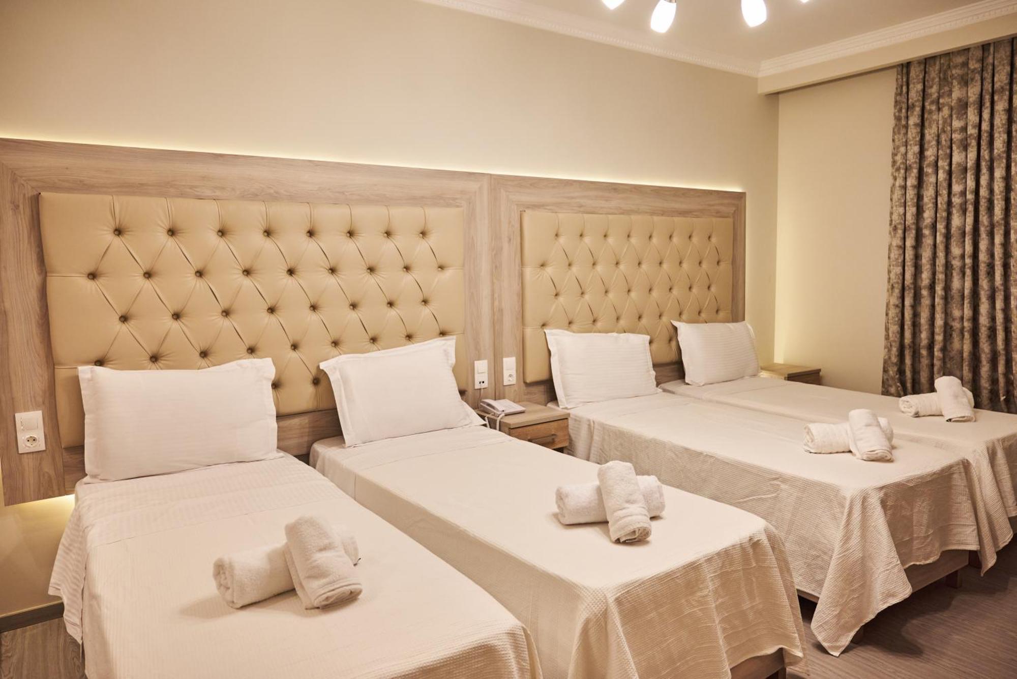 Famissi Suites 2 Kalampáka Buitenkant foto
