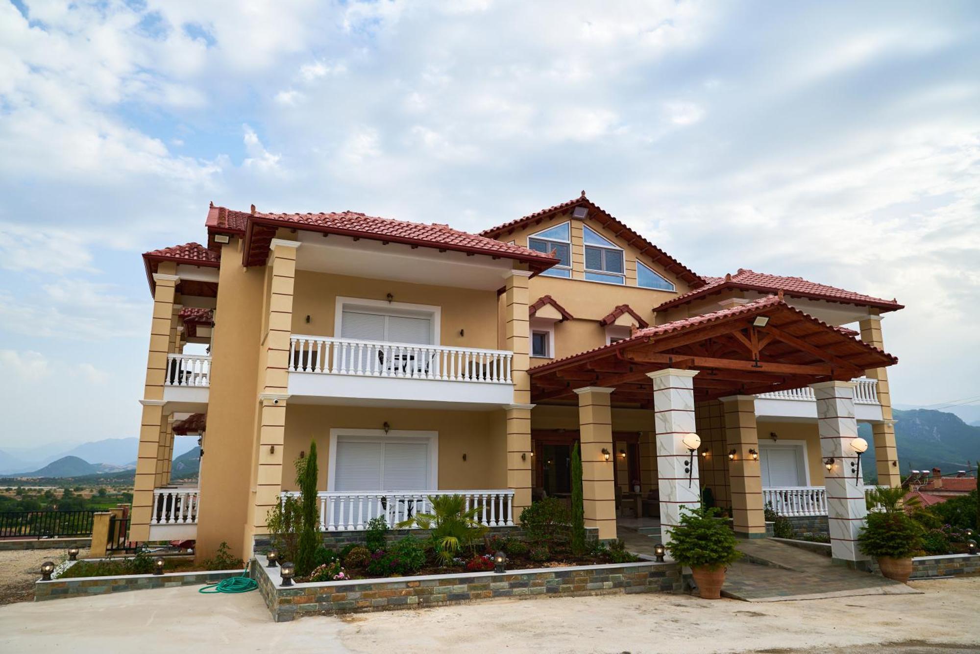 Famissi Suites 2 Kalampáka Buitenkant foto